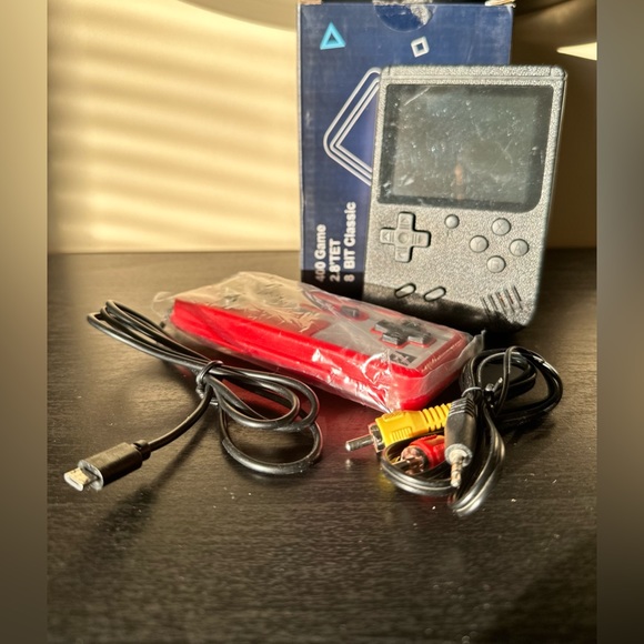 Handheld Console with 400 Classic FC Games - Portable, TV Connection Two-Player - Picture 3 of 8